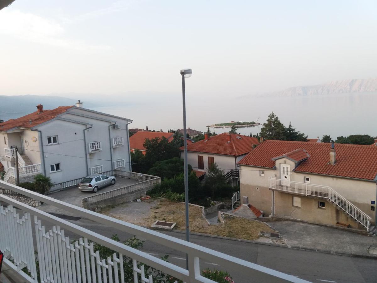 诺维·维诺多尔斯基Nina Seaview公寓 外观 照片